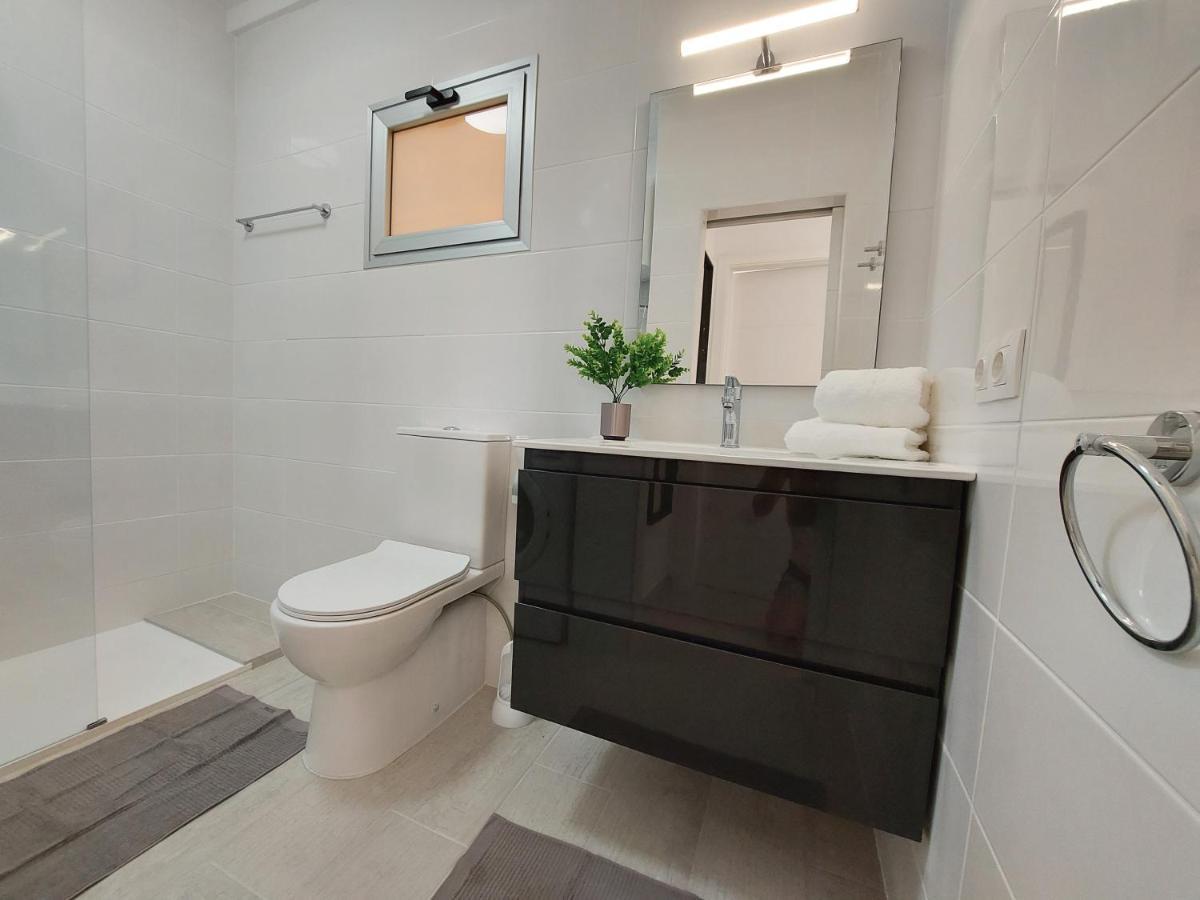 Sunny Cozy Nice Apartment Loscristianos Wifi,Pool Los Cristianos  Buitenkant foto